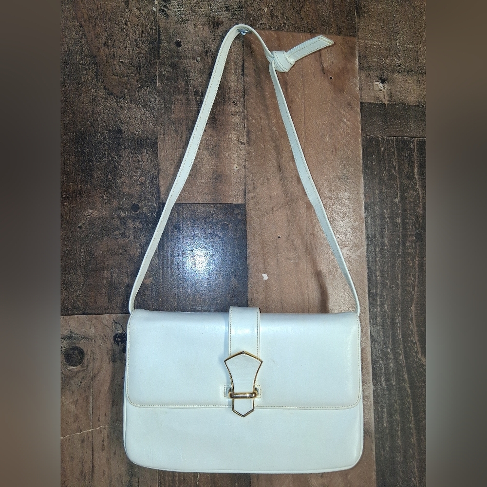 Vintage Meyers 1950s (Made In USA) Leather Purse Mini Bag